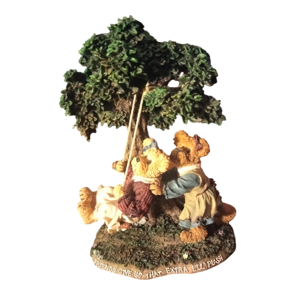 This Boyds Bears figurine, titled "Alexandra & Jessica Bearyfriends... (BB302)